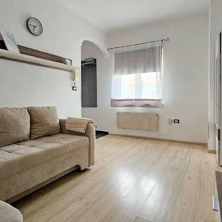Apartment Modern Eingerichtetes Nur 120 Meter Zum Meer